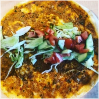 Met gehakt en salade